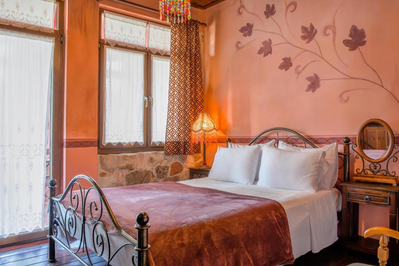 Monastiri Guesthouse Калампака Экстерьер фото