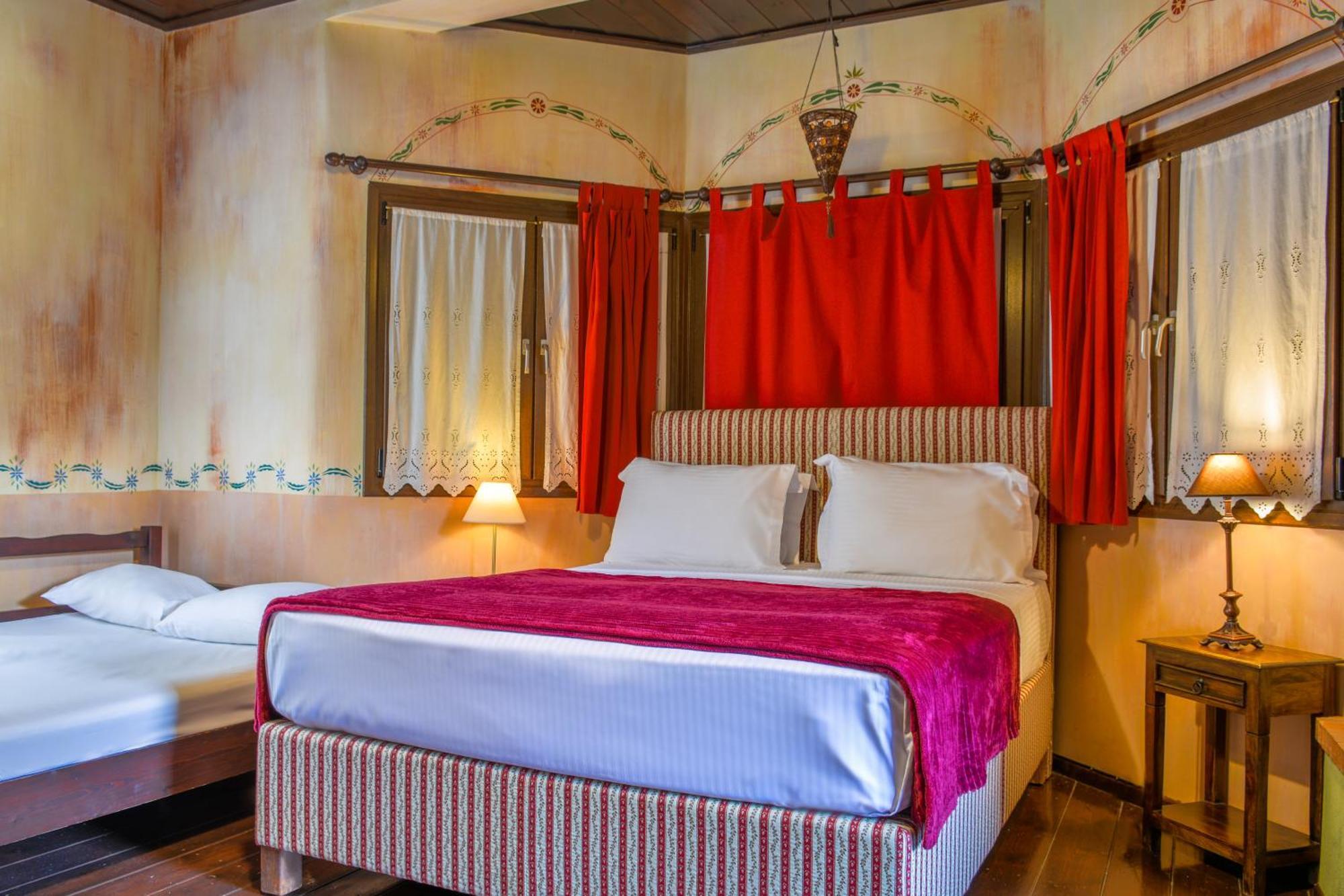 Monastiri Guesthouse Калампака Экстерьер фото