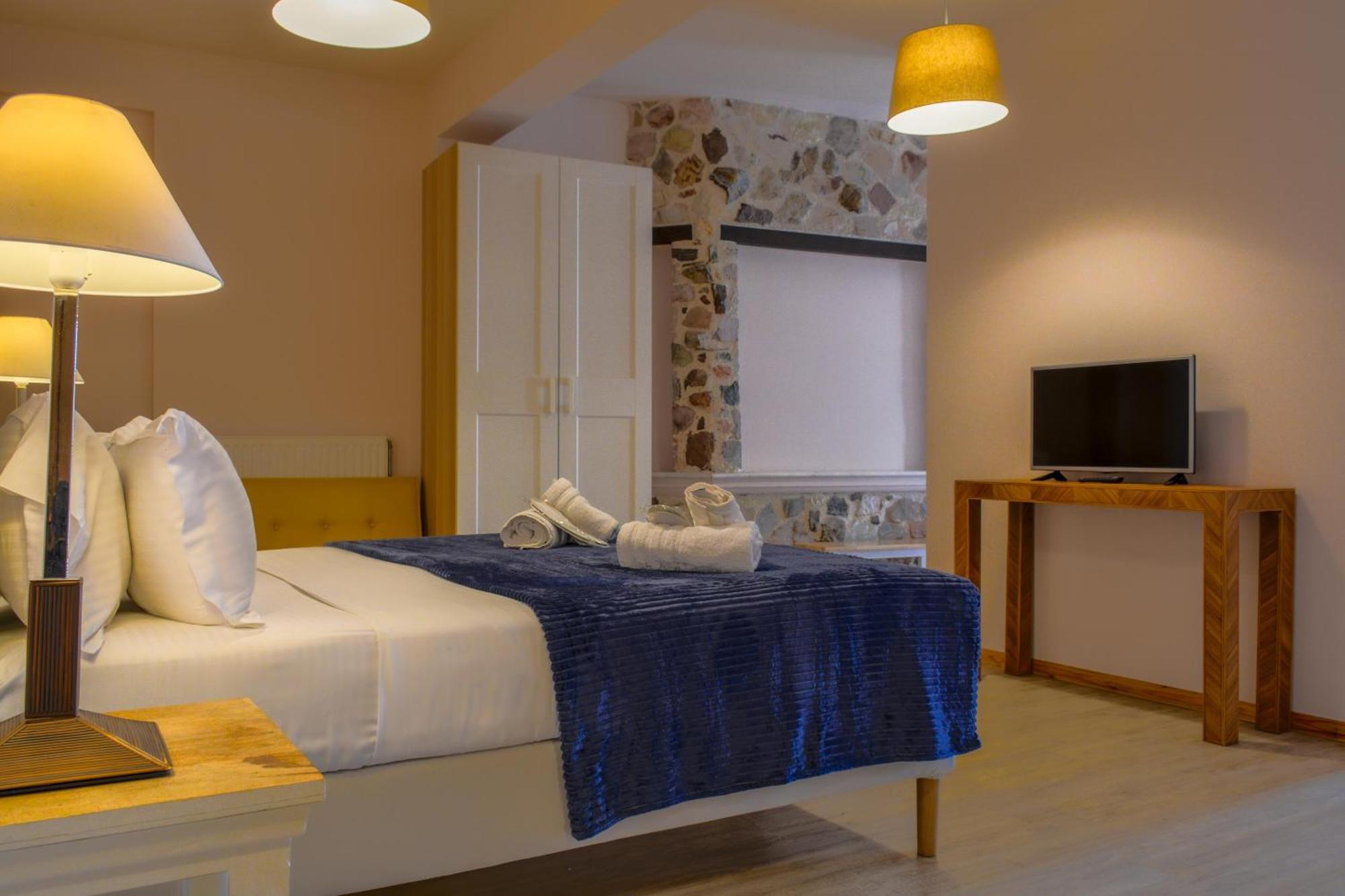 Monastiri Guesthouse Калампака Экстерьер фото