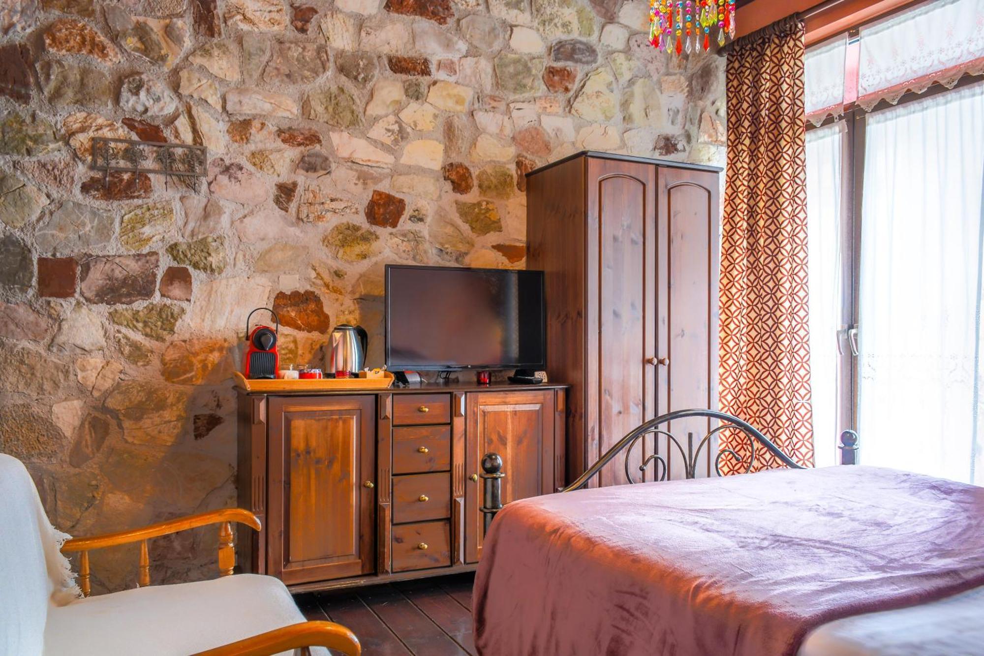 Monastiri Guesthouse Калампака Экстерьер фото